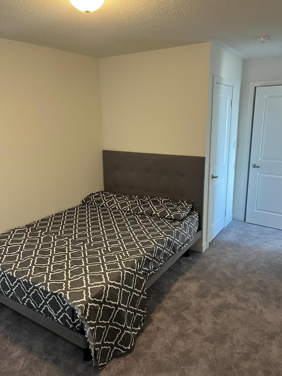 Luxury Brand New Townhouse In Milton Ontario Διαμέρισμα Εξωτερικό φωτογραφία